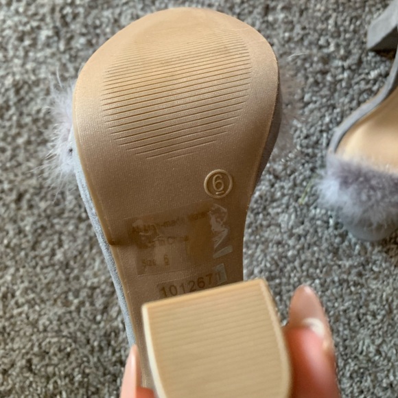 Charlotte Russe Faux Fur Open Heels - Picture 5 of 7